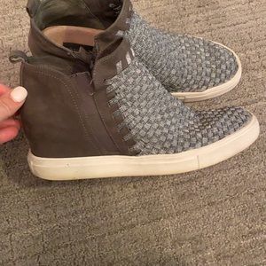 Steve Madden wedgie sneakers  7.5